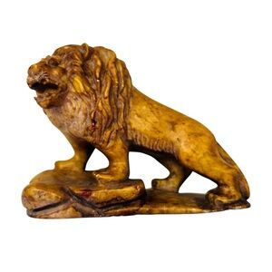 Vintage Carved Lion Statue Figure